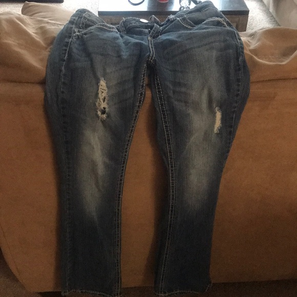 Jeans - Picture 2 of 3